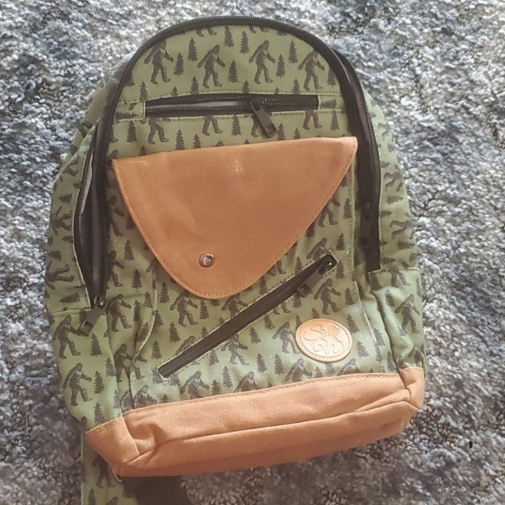 Sipsey wilder sling backpack and long wallet